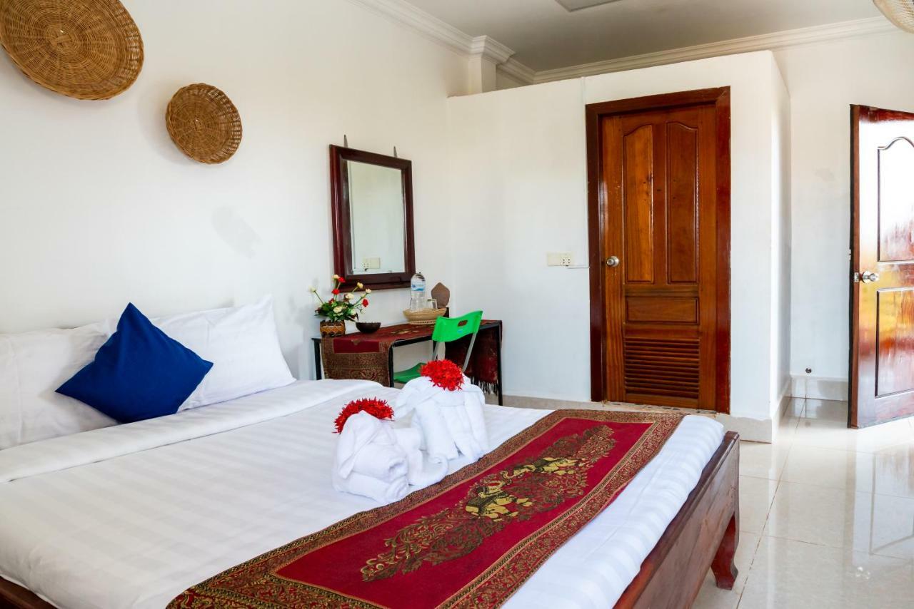 Royal Sok Chhan Siem Reap Exteriör bild