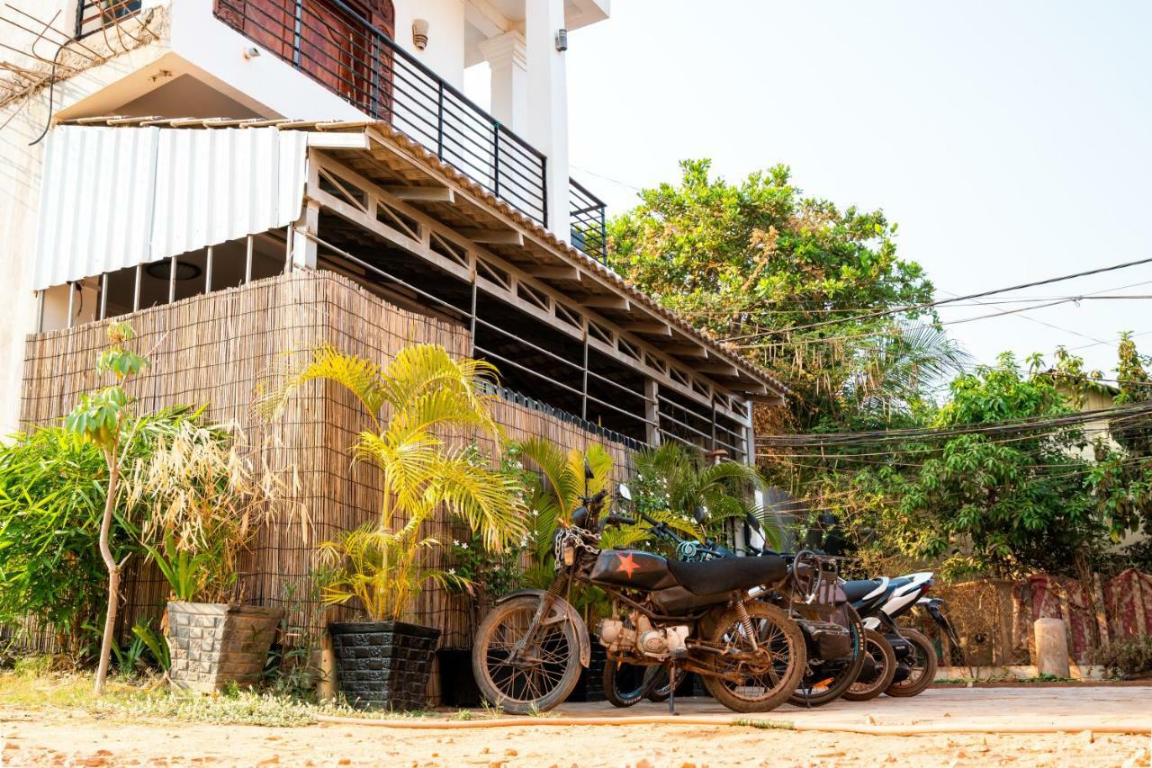 Royal Sok Chhan Siem Reap Exteriör bild